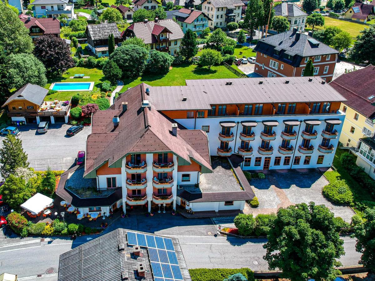 Hotel Burgstallerhof Feld am See Buitenkant foto